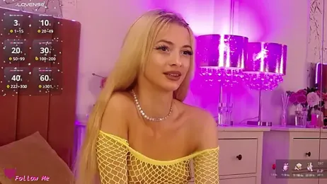 PinkySparks — Stripchat recorded stream image, 21.10.2025 19:00