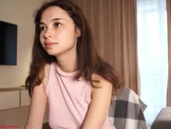 kusssecka — Chaturbate recorded stream image, 22.10.2025 04:00