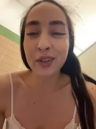 Holly_Play — Stripchat recorded stream image, 24.10.2025 10:00