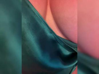 Sugarbaby33 — Bongacams recorded stream screenshot (24 Oct 2025)