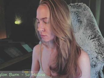 Adamova_Eva — Bongacams recorded stream image, 24.10.2025 17:10