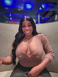Belle___ — Stripchat recorded stream image, 24.10.2025 21:50