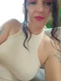 NataLive — Stripchat recorded stream screenshot (25 Oct 2025)