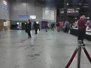 vanandjuani — Chaturbate recorded stream screenshot (25 Oct 2025)