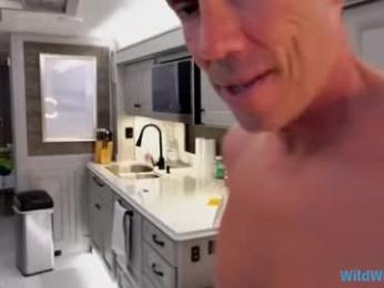 wildwifebarbie — Chaturbate recorded stream image, 26.10.2025 21:10