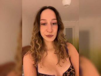 Chikipikin — Bongacams recorded stream screenshot (27 Oct 2025)