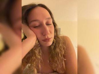 Chikipikin — Bongacams recorded stream screenshot (27 Oct 2025)