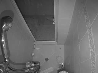 voyeurcam-baileybase-shower — Camsoda recorded stream image, 17.02.2025 18:30