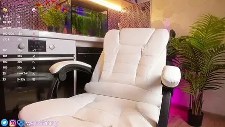 Top_Skinny — Stripchat recorded stream screenshot (28 Oct 2025)