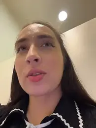 Holly_Play — Stripchat recorded stream image, 28.10.2025 09:00