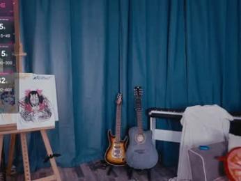 madnessalise — Chaturbate recorded stream screenshot (29 Oct 2025)