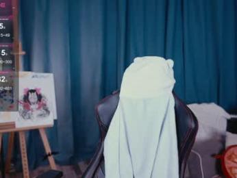 madnessalise — Chaturbate recorded stream screenshot (29 Oct 2025)