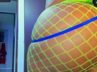 roxanasmiith — Camsoda recorded stream image, 22.02.2025 04:10