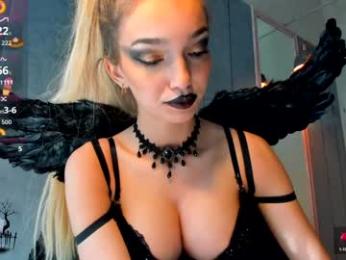 sassyt33n — Chaturbate recorded stream screenshot (31 Oct 2025)