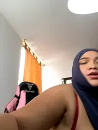sweetmuslim01 — Stripchat recorded stream image, 31.10.2025 15:50