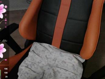 crystalyss — Bongacams recorded stream screenshot (01 Nov 2025)