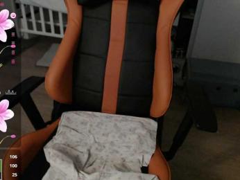 crystalyss — Bongacams recorded stream screenshot (01 Nov 2025)