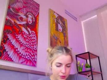 islandladies — Chaturbate recorded stream image, 01.11.2025 04:20