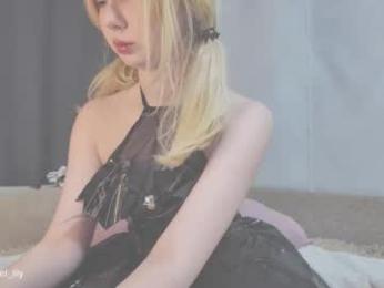 virgiin_lily — Chaturbate recorded stream image, 02.11.2025 13:00