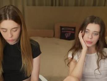 anabel054 — Chaturbate recorded stream screenshot (02 Nov 2025)