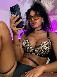AlyssaHottv_ — Stripchat recorded stream image, 02.11.2025 20:50