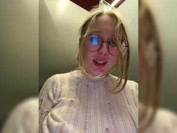 LiiBaby — Bongacams recorded stream image, 22.02.2025 15:10