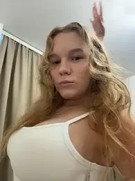 Ketitull — Stripchat recorded stream image, 03.11.2025 07:20