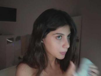 -Madi- — Bongacams recorded stream screenshot (03 Nov 2025)