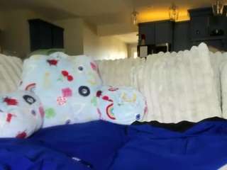 charlie3x215 — Camsoda recorded stream image, 03.11.2025 19:00