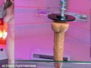 pawi05 — Camsoda recorded stream image, 03.11.2025 20:00