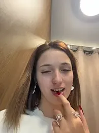 DollyTall — Stripchat recorded stream image, 04.11.2025 09:50