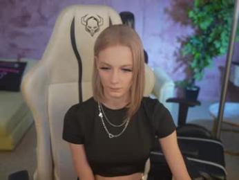 anabel054 — Chaturbate recorded stream screenshot (05 Nov 2025)