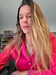 lucie_mehott — Stripchat recorded stream screenshot (06 Nov 2025)