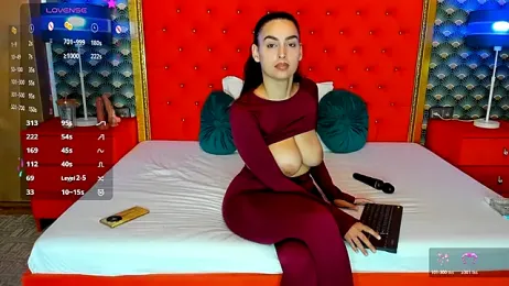 VallerieJones — Stripchat recorded stream image, 07.11.2025 00:40