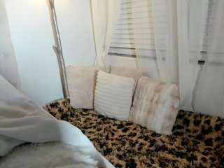 giannalove — Camsoda recorded stream image, 07.11.2025 05:00