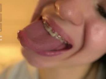 vivid_girls — Chaturbate recorded stream image, 07.11.2025 07:10