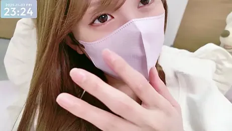 -SHINON- — Stripchat recorded stream screenshot (07 Nov 2025)