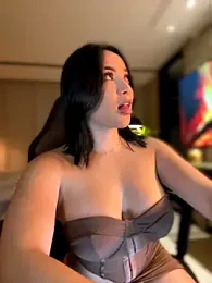 HannaBeckett — Stripchat recorded stream screenshot (08 Nov 2025)