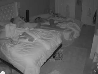 voyeurcam-house-charleys-room — Camsoda recorded stream image, 07.11.2025 23:30