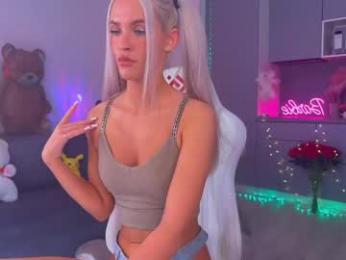 blush_mikki — Chaturbate recorded stream image, 23.02.2025 09:50