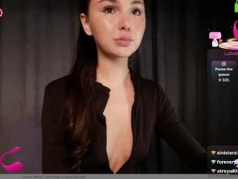 hollyextra — Chaturbate recorded stream image, 08.11.2025 21:10