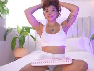 cheerrybomb — Camsoda recorded stream image, 09.11.2025 14:00