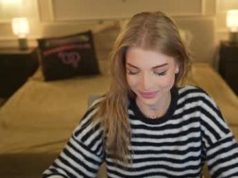 anabel054 — Chaturbate recorded stream screenshot (09 Nov 2025)