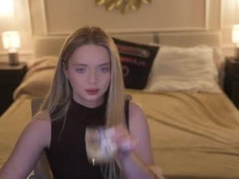 anabel054 — Chaturbate recorded stream screenshot (09 Nov 2025)