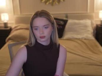 anabel054 — Chaturbate recorded stream screenshot (09 Nov 2025)