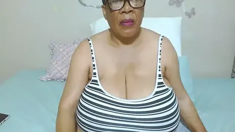 DairyQueen2 — Stripchat recorded stream image, 10.11.2025 03:30