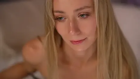 Vika54784 — Stripchat recorded stream image, 10.11.2025 04:20