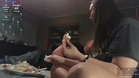 TurtleLady420 — Stripchat recorded stream image, 11.11.2025 00:10