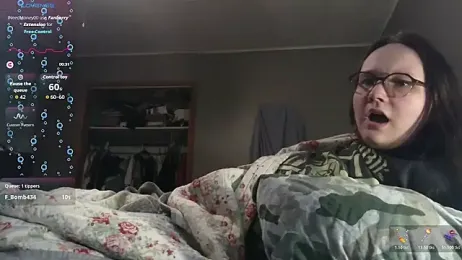 TurtleLady420 — Stripchat recorded stream image, 11.11.2025 00:10