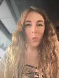 MommmyYummy — Stripchat recorded stream image, 11.11.2025 09:30